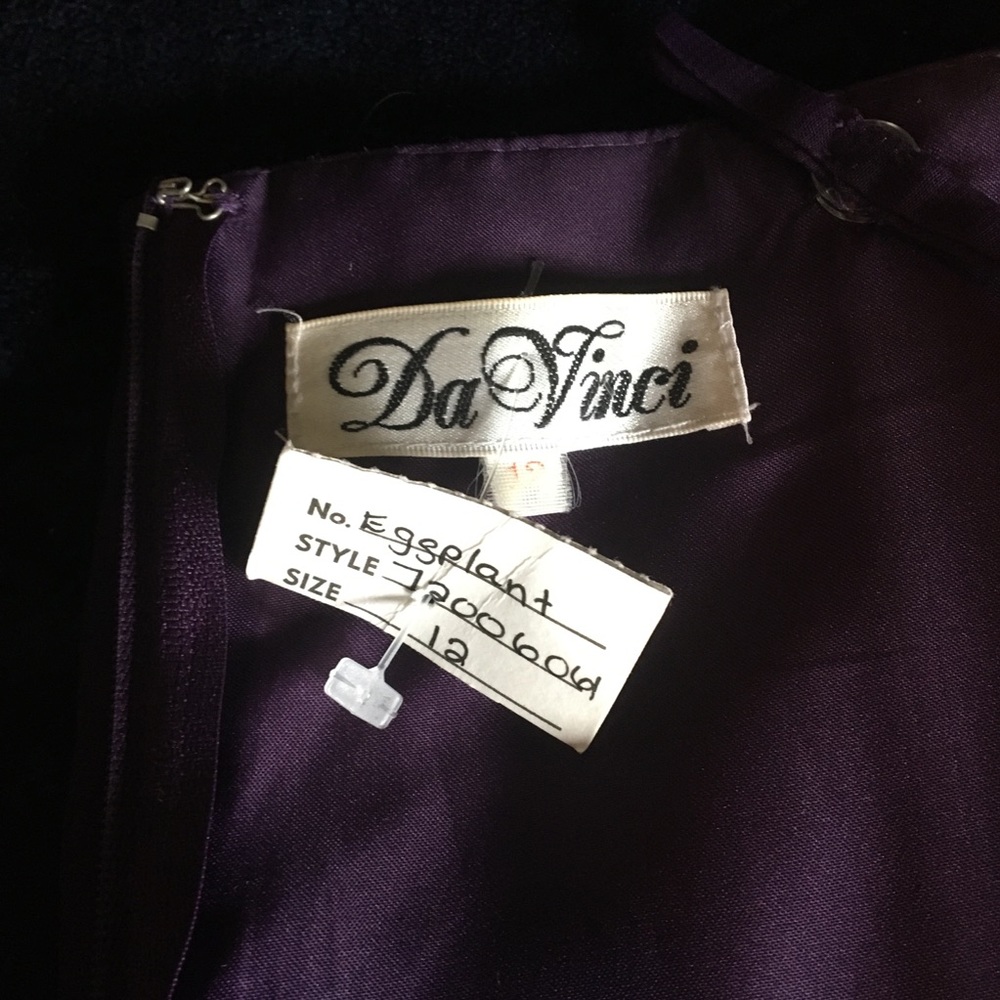 *Free Shipping* NWT Purple Ruffled Dress - Picture 4 of 4